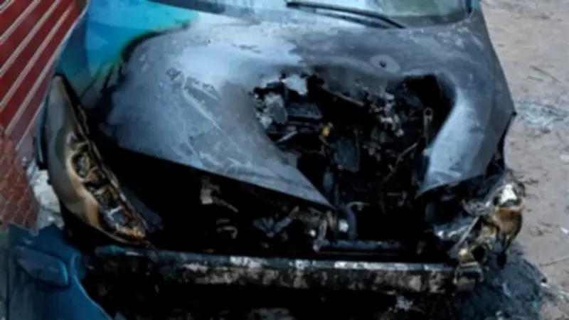 الأمن يكشف لغز حريق سيارة مسئول تمويني بالبحيرة.. تاجر واثنان من أصحاب المخابز وراء الحادث