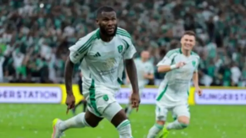 فرانك كيسي بين عروض يوفنتوس والأهلي السعودي.. صراع ميركاتو صيفي محتدم