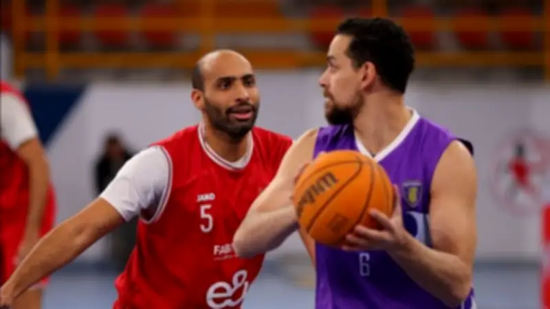 ارتباك وفوضى تهدد مصداقية اتحاد كرة السلة المصري في أزمة عقوبات المصرية للاتصالات