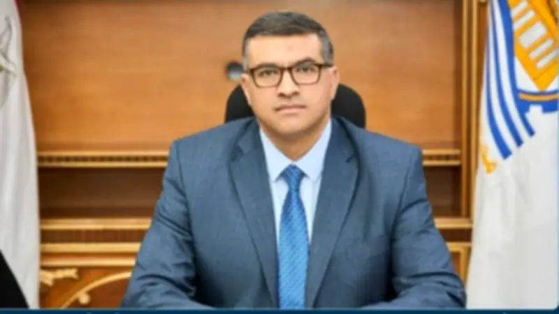 محافظ قنا يوجه بوضع لوحات إعلانية لخرائط الأحوزة العمرانية بالمراكز والمدن