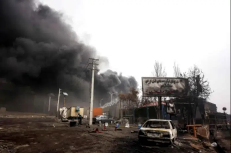 وكالة فارس الإيرانية: غارات جوية على عدة مناطق في العاصمة طهران