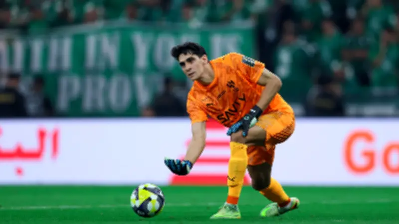 ياسين بونو يرد على أزمة لقب إفريقيا: نركز على الميدان ولا ندخل في الجدل