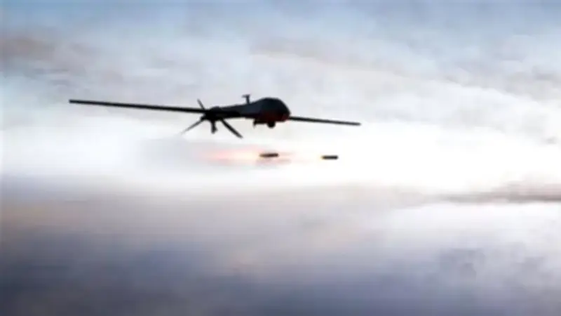 تصعيد عسكري إقليمي: إيران تسقط مسيرة وتعلن عن ضحايا في هجمات أمريكية إسرائيلية