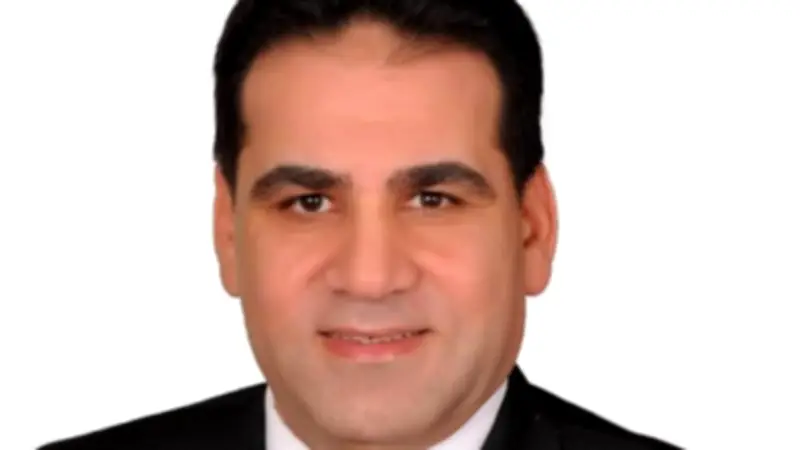 محافظ سوهاج ومدير الأمن يتابعان خطة متكاملة لضبط غلق المحال التجارية مساءً