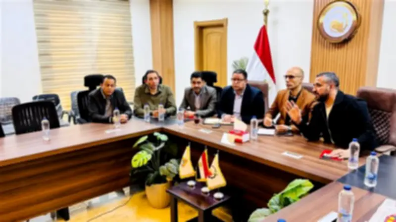 اجتماع موسع في الإسكان لمناقشة تقنين أراضي العبور الجديدة وتعزيز الاستثمار