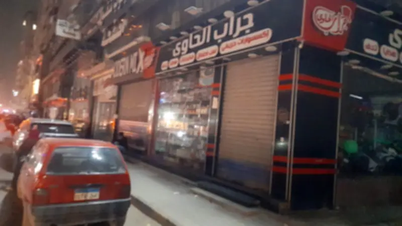 محافظ الجيزة يتتبع تطبيق قرار غلق المحال التجارية في التاسعة مساءً
