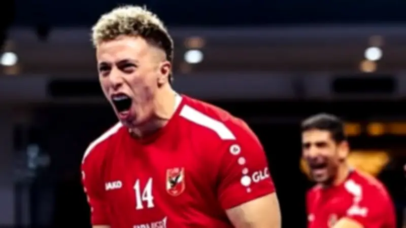 لاعب الطائرة بالأهلي سيف عابد يُعلن إصابته بقطع في الرباط الصليبي وسط دعم جماهيري