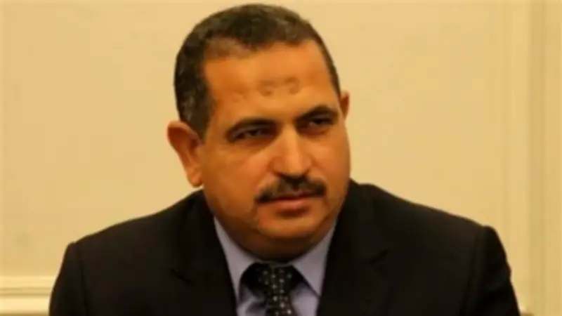 خبير اقتصادي يوضح تأثيرات إغلاق المحال التجارية في مصر على الأسواق والطاقة