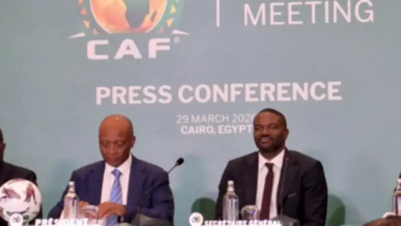 رسمياً.. سامسون أدامو النيجيري يتولى منصب الأمين العام للكاف خلفاً لموسينجو أومبا