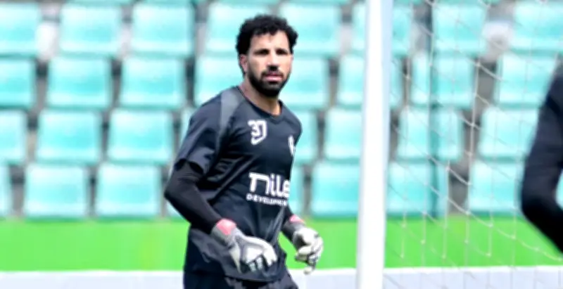 مهند سليمان يعلن تألقه مع الزمالك في مواجهتي المصري وبلوزداد