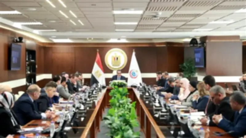 وزير الصحة يوجه بوضع خطة عاجلة لتأهيل المنشآت الطبية بالمنيا قبل إدراجها في منظومة التأمين الشامل