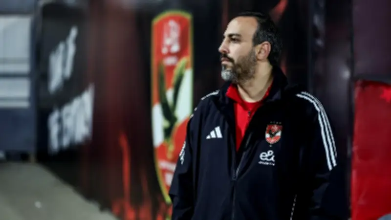 طبيب الأهلي يكشف تفاصيل إصابة ثنائي الفريق ويوضح موعد عودتهما للملاعب