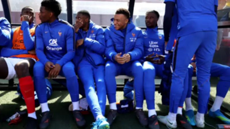 ضحك مبابي ورفاقه على الدكة خلال ودية كولومبيا.. ديشامب يختبر البدلاء قبل المونديال