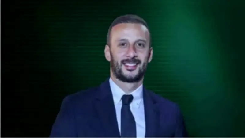 هاني رمزي يكشف تفاصيل دور لجنة الإسكاوتنج في الأهلي ويشيد بقدرات أمير توفيق التفاوضية