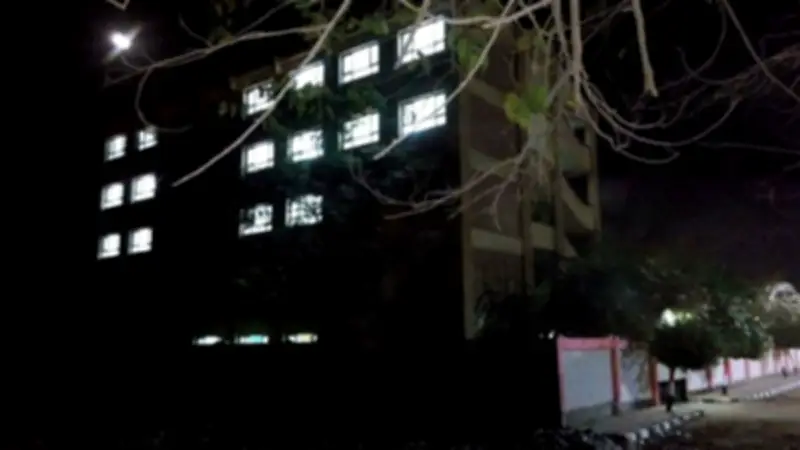 حملات تفتيش ليلية مفاجئة على المدارس لضبط استهلاك الكهرباء