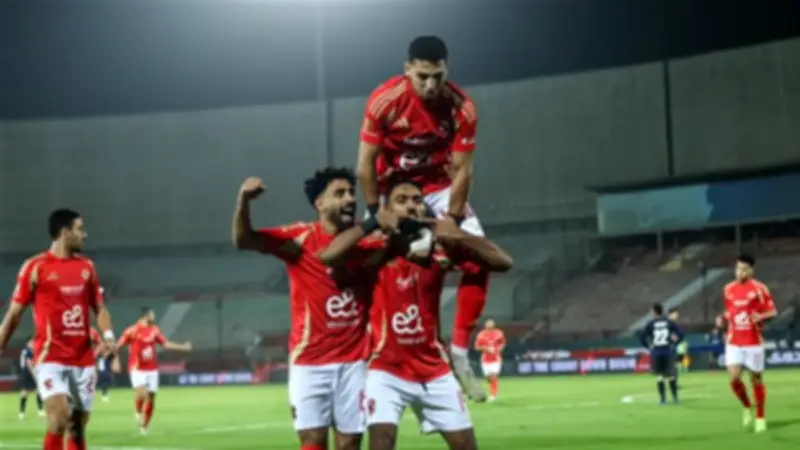 الأهلي يواجه سيراميكا كليوباترا في حسم الدوري المصري الممتاز