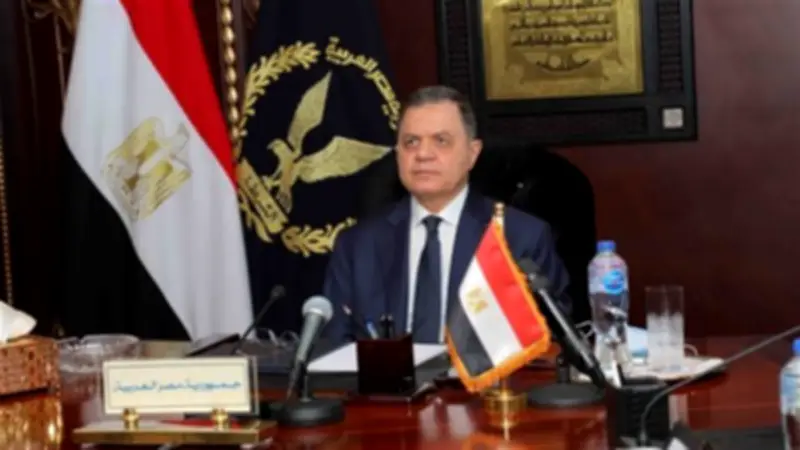 وزارة الداخلية تعلن إبعاد سوري وتجريد تونسية من الجنسية المصرية لأسباب أمنية