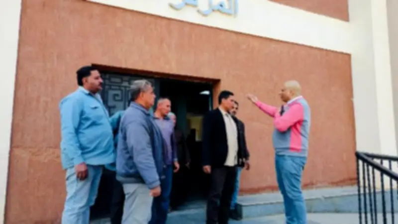 إحالة سكرتير ومسئول إداري بالمنوفية للتحقيق بسبب تقصير في العمل