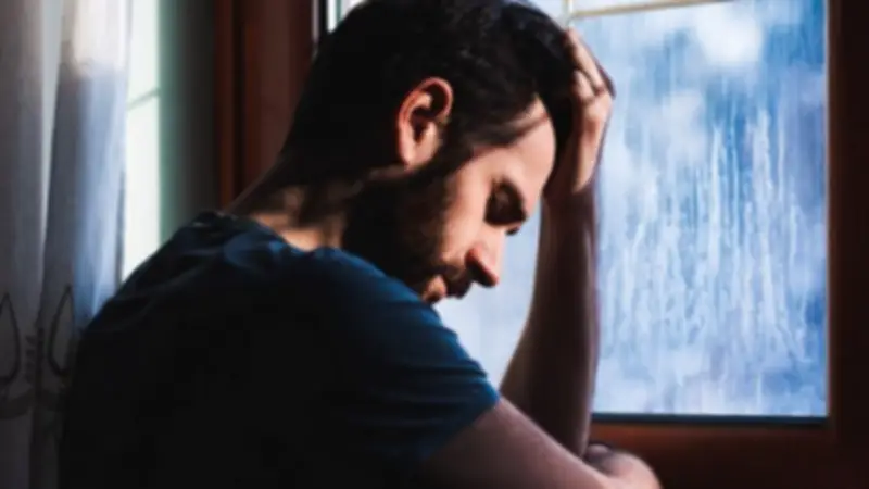 اكتئاب ما بعد الإجازة: ظاهرة نفسية أم نتيجة ضغوط الحياة اليومية؟