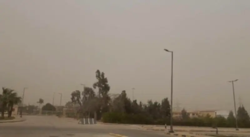 الأرصاد: استمرار السحب الرعدية الممطرة على الصحراء الغربية وتقدمها شمالاً