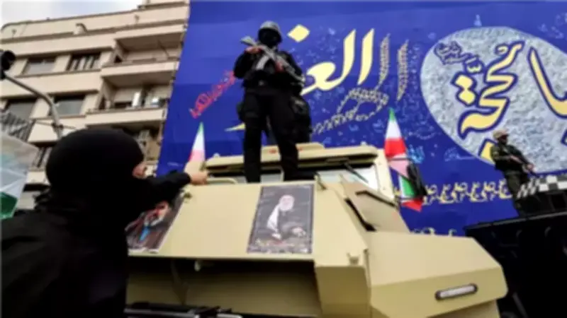 إيران تُعدم عنصرين من "مجاهدي خلق" بتهمة الهجوم على مبنى حكومي وتكشف عن مخططات أمنية خطيرة