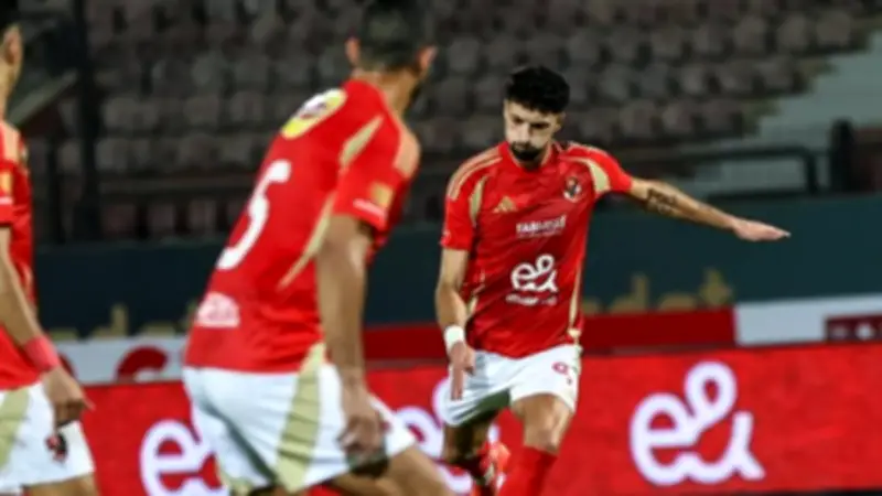 الأهلي يواجه سيراميكا في حسم الدوري المصري: موعد المباراة وتعديلات الجدول