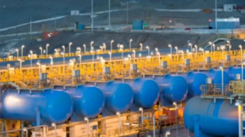 غارة جوية تستهدف محطة تحلية مياه في جزيرة قشم الإيرانية وتخرجها عن الخدمة