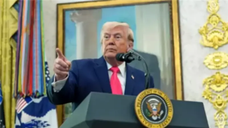 ترامب يحث الدول المترددة في تأمين مضيق هرمز على الشراء من أمريكا ومواجهة إيران