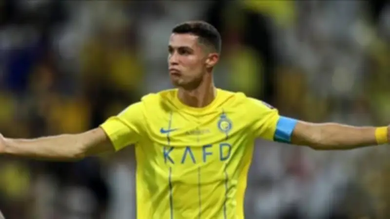 رونالدو يحتفل بذكرى الاتحاد البرتغالي ويستعد للعودة مع النصر بعد العلاج