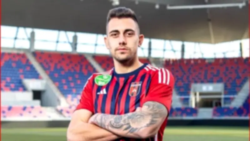 الأهلي يدرس عودة جراديشار بعد انتهاء الإعارة.. واللاعب الأقرب للبقاء