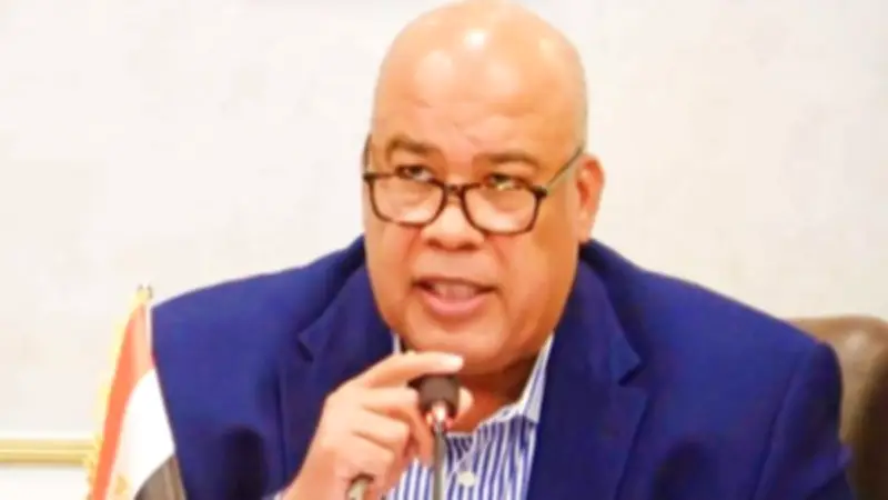 أيمن العشري: المرحلة الحالية تتطلب جاهزية الإنتاج ودعم السياسات الصناعية