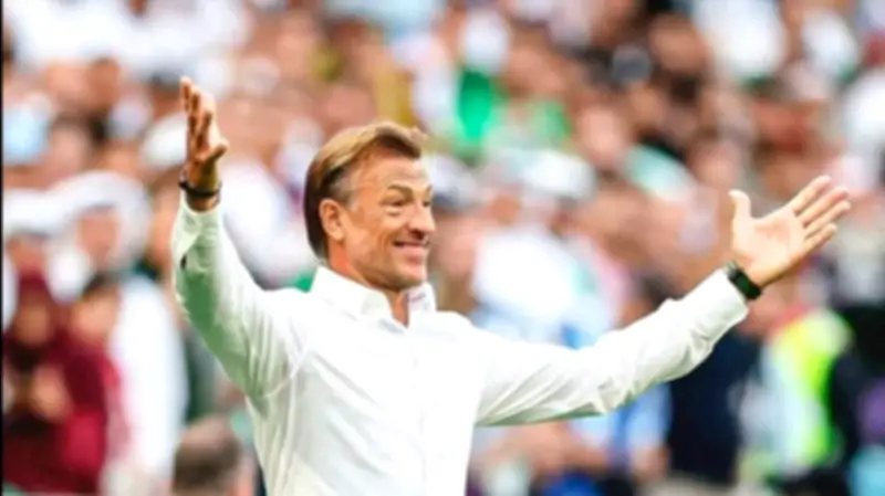 رينارد يغادر تدريب السعودية رسمياً بعد مباراة صربيا الودية الأخيرة