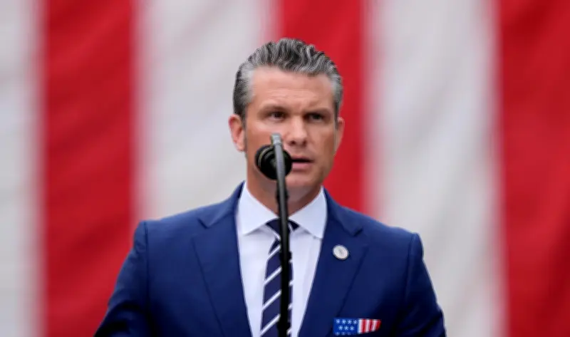 وزير الحرب الأمريكي يحذر: لن نسمح لإيران بامتلاك سلاح نووي تحت أي ظرف