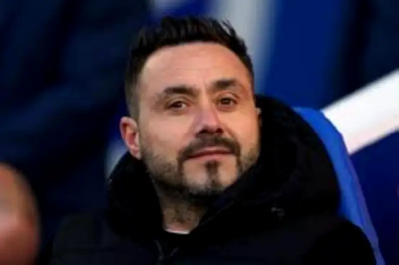 روبرتو دي زيربي يتولى رسمياً منصب المدير الفني لنادي توتنهام الإنجليزي