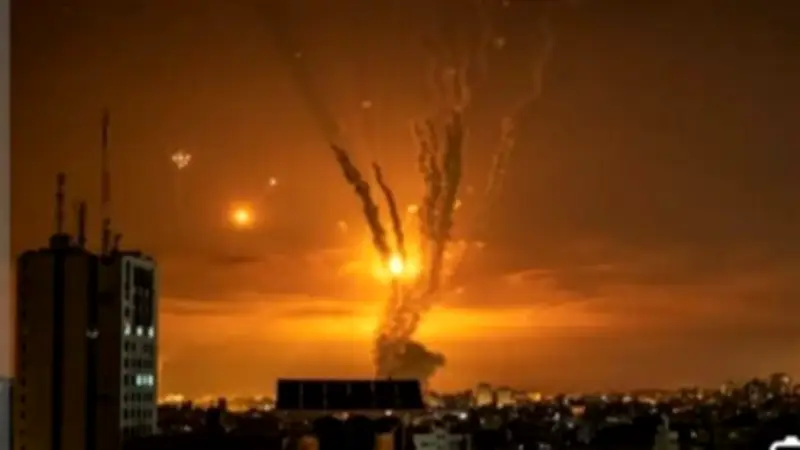 انفجار قوي بالجليل الأعلى بعد سقوط صاروخ أطلقه حزب الله وسط تصاعد التوترات