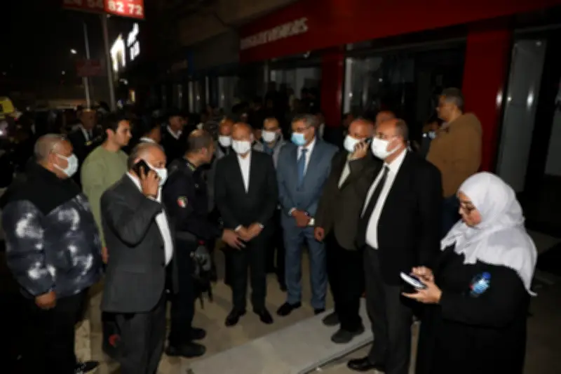 محافظ القاهرة يشكل لجنة هندسية لفحص عقار حريق مصنع الزيتون