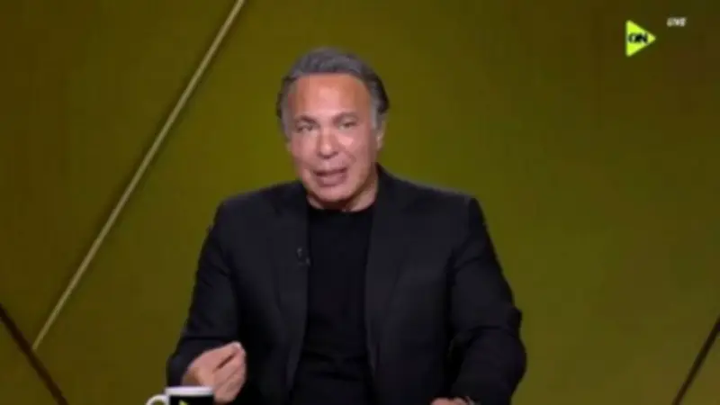 أيمن يونس: حسام حسن تفوق تكتيكيًا على إسبانيا وشوبير نجم المباراة