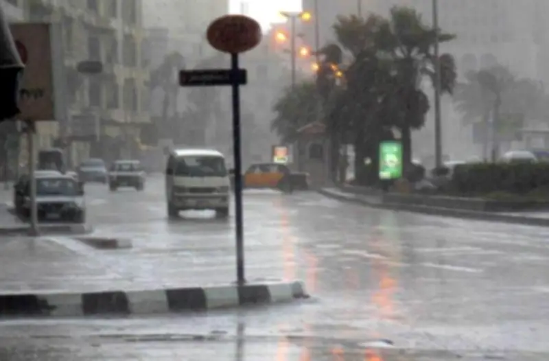 الأرصاد توجه نصائح حيوية للمواطنين خلال تقلبات الطقس الحالية