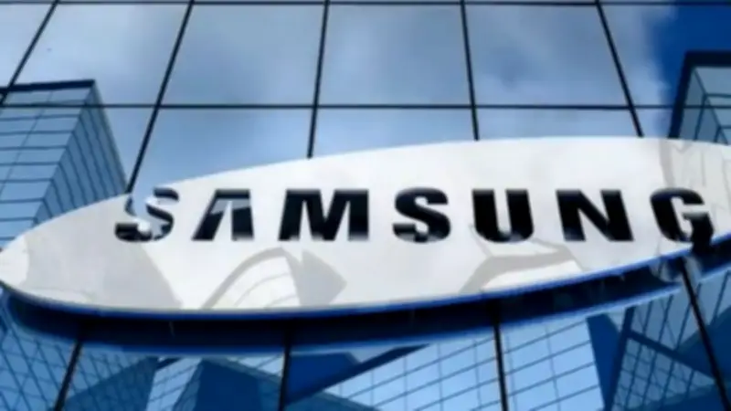 Galaxy Z Wide Fold.. هاتف سامسونج الجديد ينافس آيفون القابل للطي في سوق الهواتف الذكية