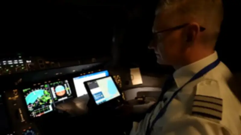 تشويش قوي على نظام GPS يعطل حركة الطيران في الشرق الأوسط ويؤدي لإلغاء آلاف الرحلات