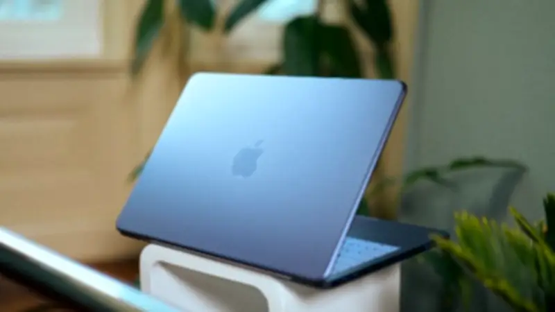 ماكبوك Neo من آبل: لابتوب اقتصادي يجذب مستخدمين جدد بتجربة macOS كاملة