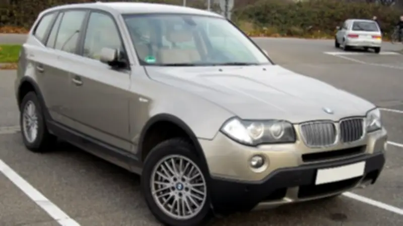 سيارة بي إم دبليو X3 M موديل 2006 تُعرض للبيع في مصر بسعر 600 ألف جنيه