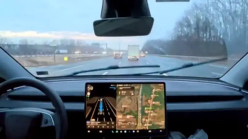 سيارة تسلا موديل Y تحقق إنجازًا تاريخيًا برحلة 668 كم باستخدام القيادة الذاتية الكاملة