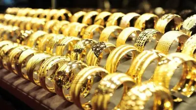 تراجع جديد في أسعار الذهب بمصر: عيار 18 يسجل 6220 جنيهاً للبيع