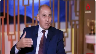 السفير خالد عمارة يكشف: الثورة الإيرانية 1979 شهدت صراعات دموية وإقصاء للتيارات المدنية