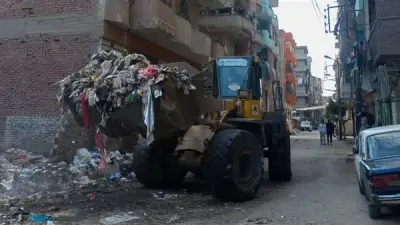 محافظ الغربية يتابع حملة كبرى لإزالة 220 طنًا من القمامة في طنطا لليوم الثاني