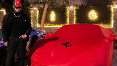 محمد رمضان يكشف عن سيارة فيراري 296 GTب الجديدة: مواصفات مذهلة وسعر خيالي