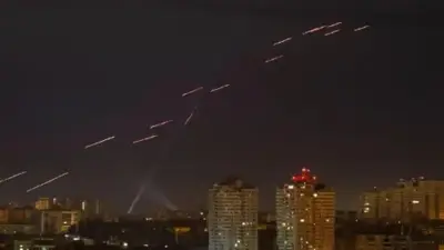 جيش الاحتلال الإسرائيلي يعلن اعتراض أكثر من 50 مسيرة أطلقت من إيران في تصعيد عسكري خطير