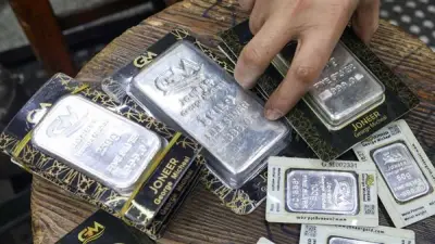 استقرار مؤشر الفضة عالميًا عند 67.925 دولار للأونصة مع تزايد الاهتمام المصري