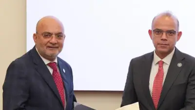 وزير الاستثمار يسلم 8 رخص ذهبية باستثمارات تتجاوز 1.2 مليار دولار